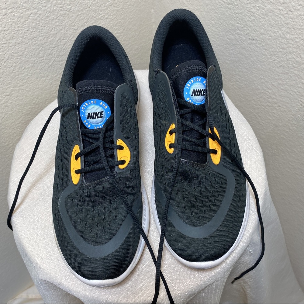 Nike men’s joyride  running shoes
